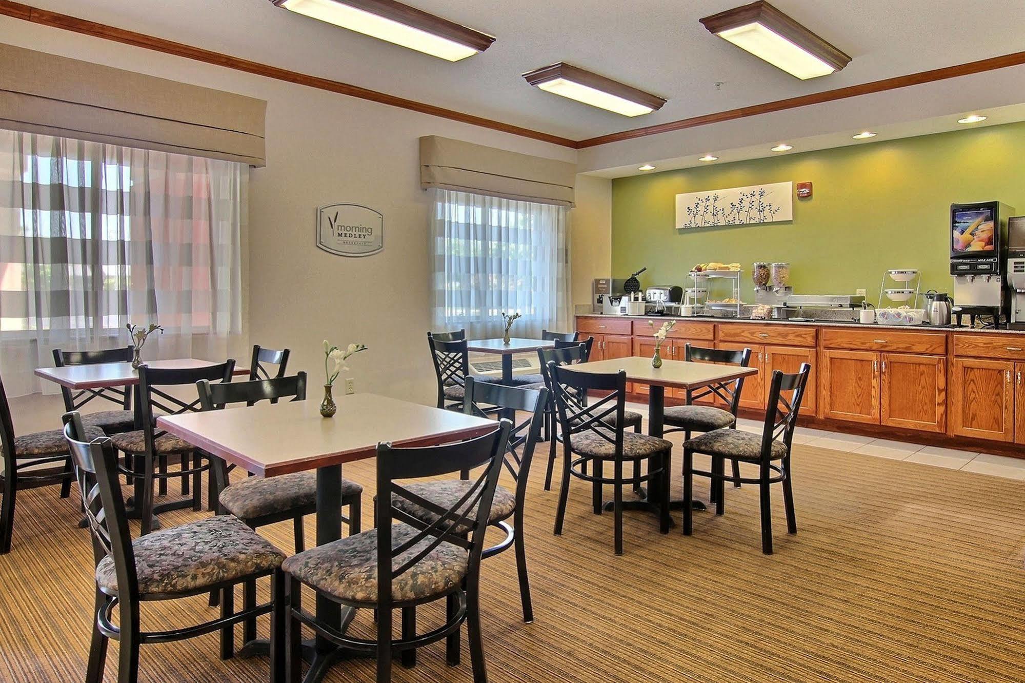 Sleep Inn South Bend Airport Eksteriør billede